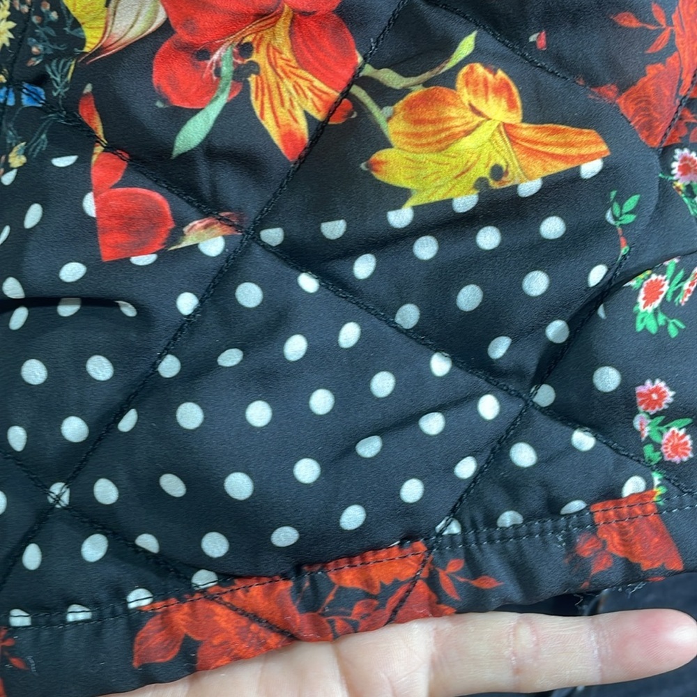 (N3) ZARA Cropped sweatshirt with patches size M - Picture 8 of 13